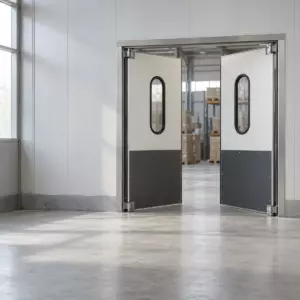 Жесткая маятниковая распашная дверь двустворчатая из сэндвич панелей 250*180