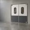 Жесткая маятниковая распашная дверь двустворчатая из сэндвич панелей 210*200