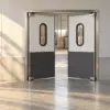 Жесткая маятниковая распашная дверь двустворчатая из сэндвич панелей 230*200